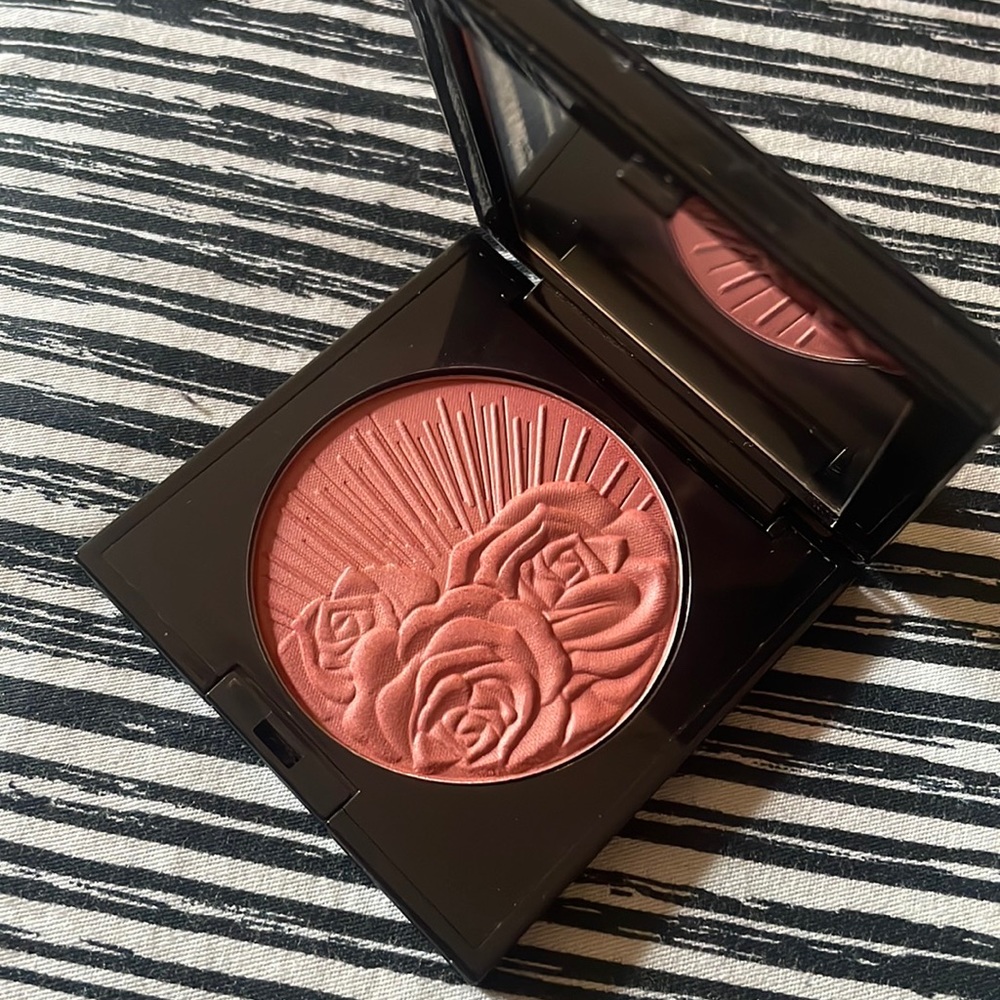 PAT MCGRATH SKIN FETISH: DIVINE BLUSH in Paradise Venus